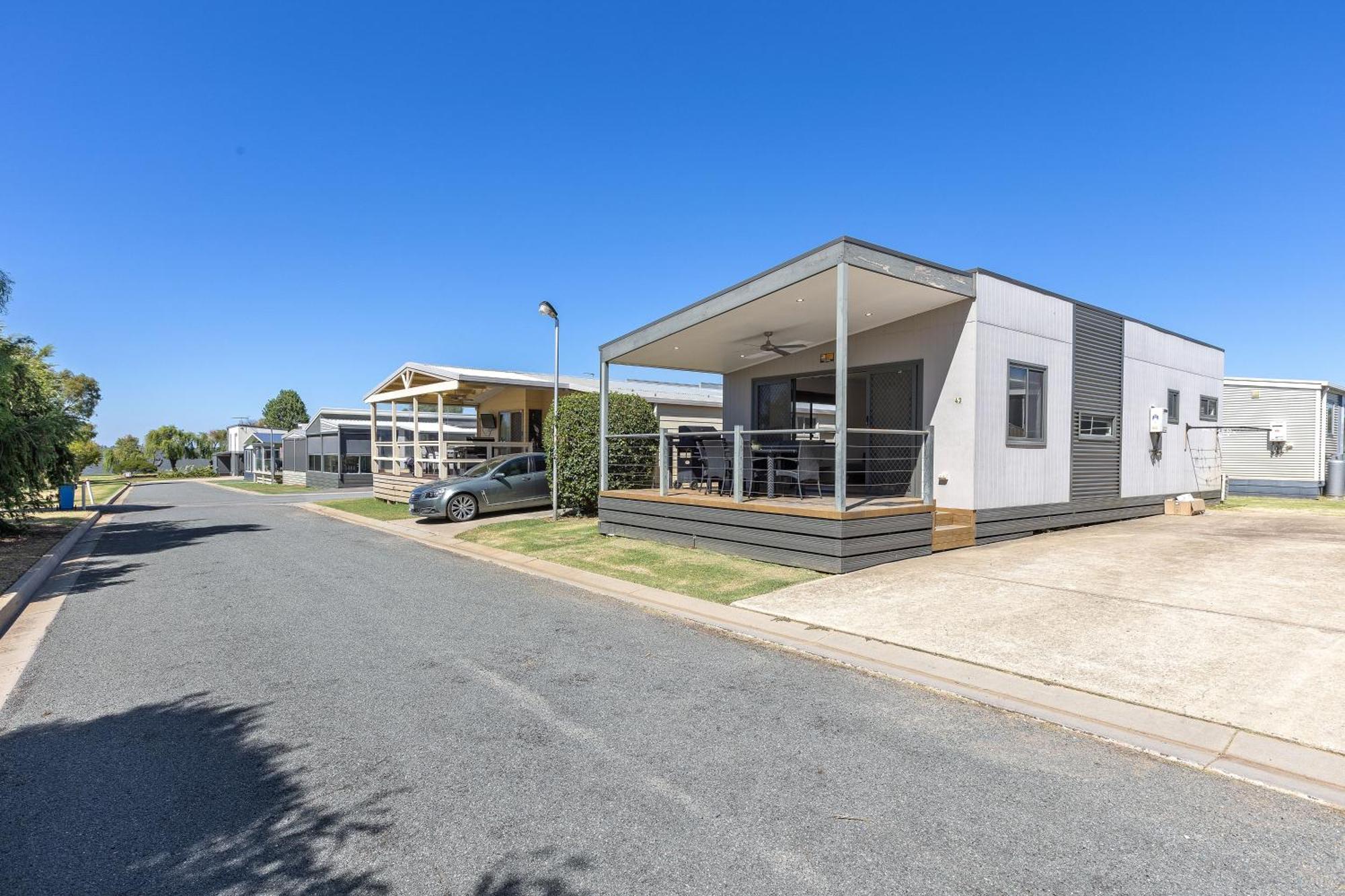 Tasman Holiday Parks - Lake Mulwala Exterior photo
